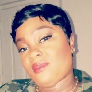 Meet your Posher, Jonique